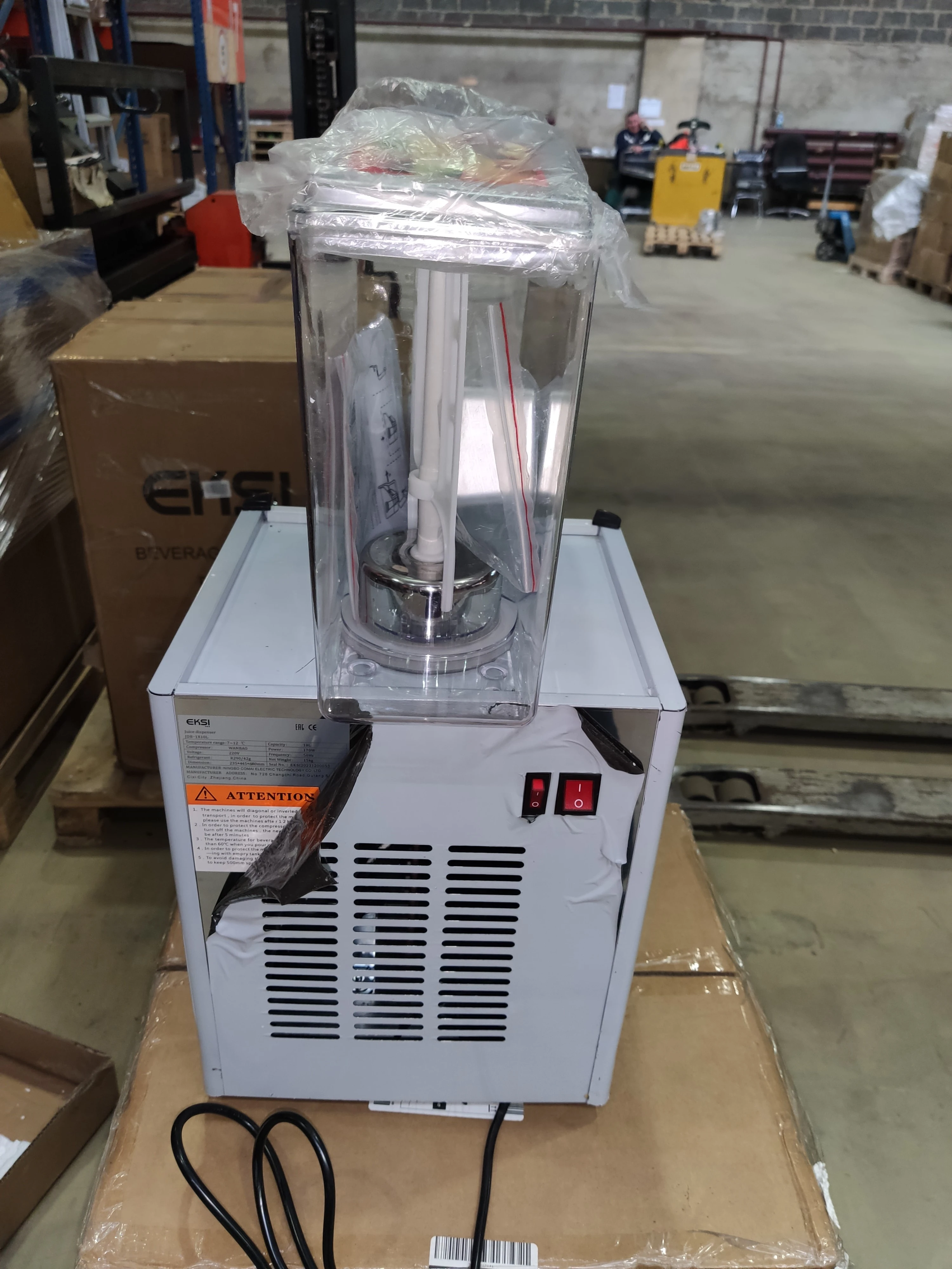 S01_Сокоохладитель т.м. EKSI серии JDB, мод. JDB-1x10L (1 емкость)