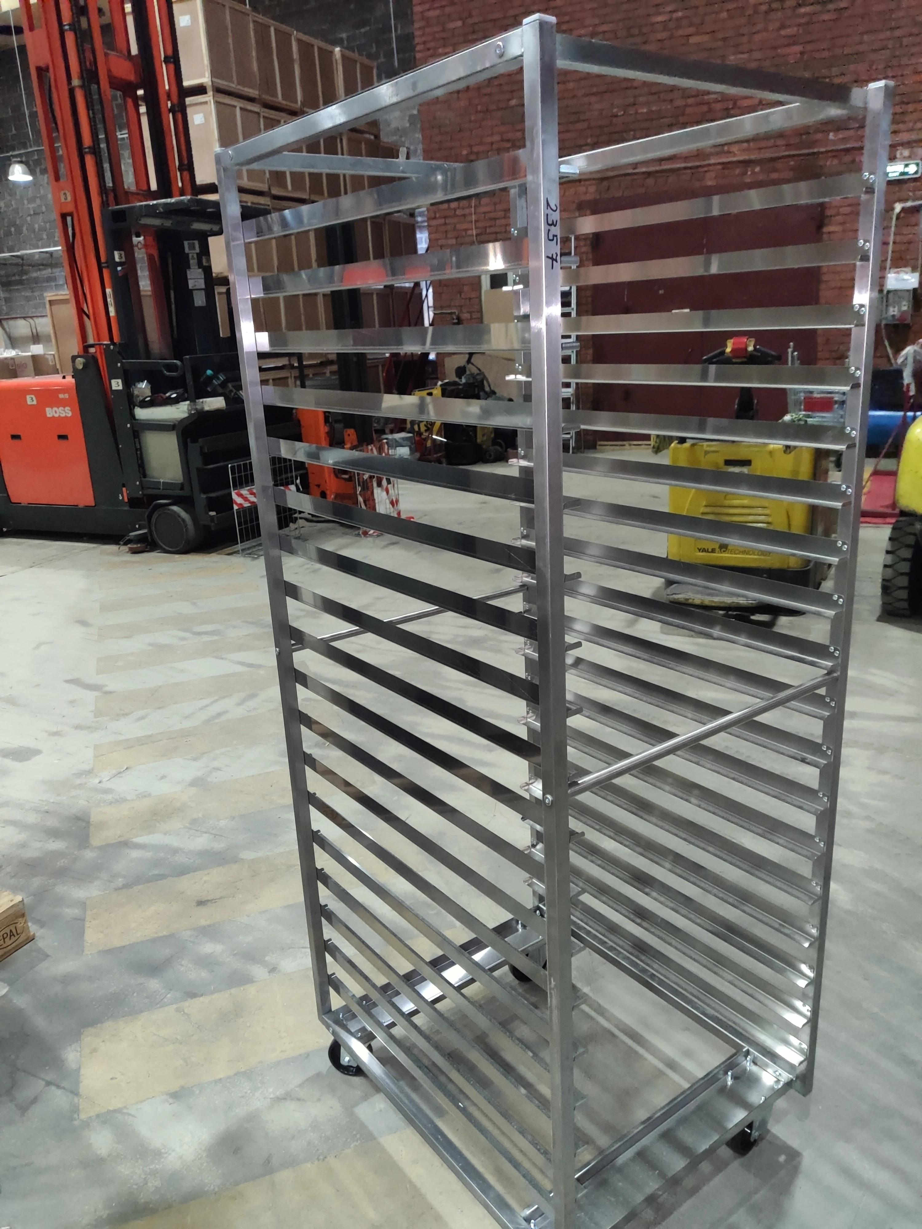 S02_Тележка-шпилька WLBake КШн 18, TR Rotor 18 ур., 600х800, платформа, разборная, h1890мм