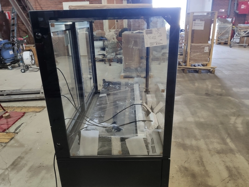 1200х700х1300(1350) мм, +2...+10	С, экс. пл-дь 1,76 мм, 220В.2024\Витрина кондитерская Carboma КС71-130 VV, 1,2-1, RAL 9005, холодильная - 01 Выставочный образец. Потёртости, царапины. Следы тестирования. Отсутствует упаковка.