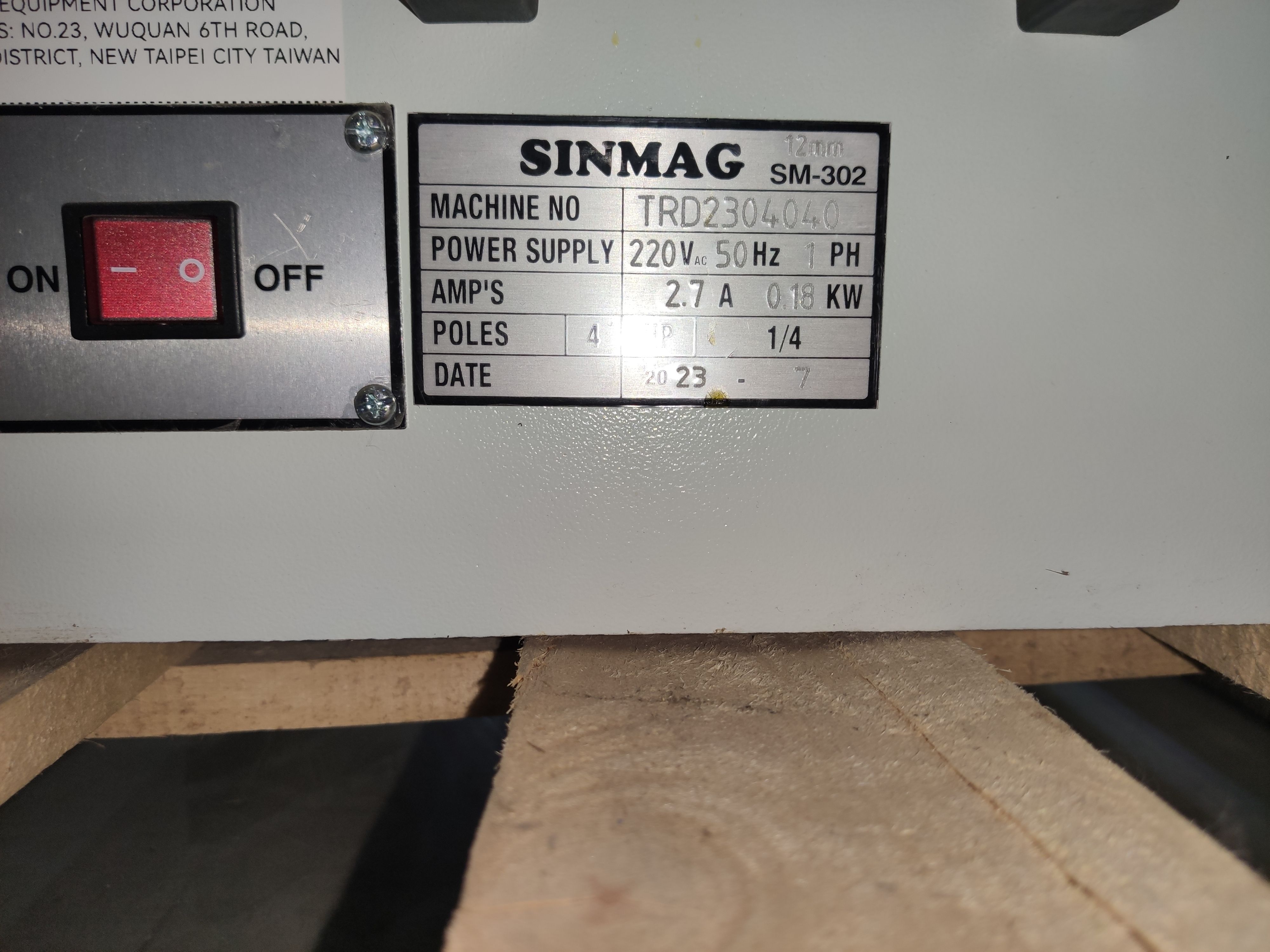 S01_1_SINMAG B.M.CORP. Хлеборезка серии SM 302 (12 мм)