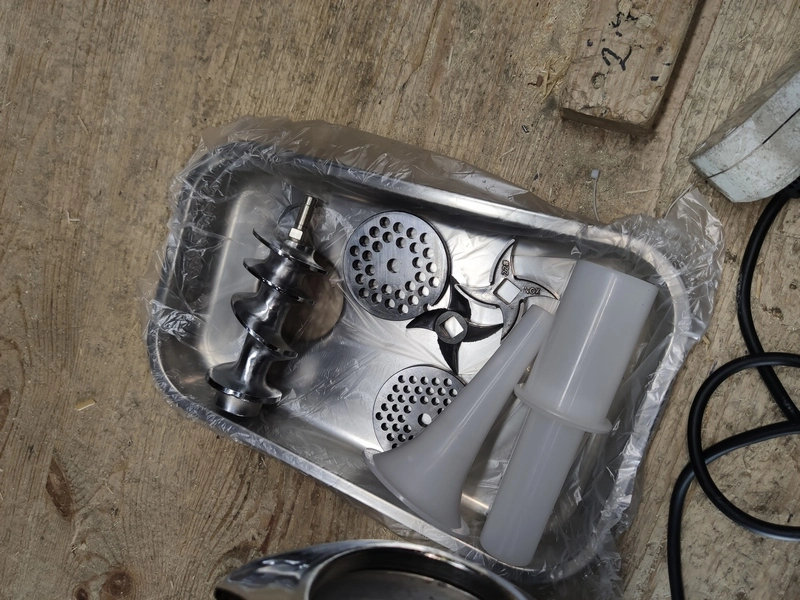 S01_Мясорубка EKSI EHO-22A, нерж