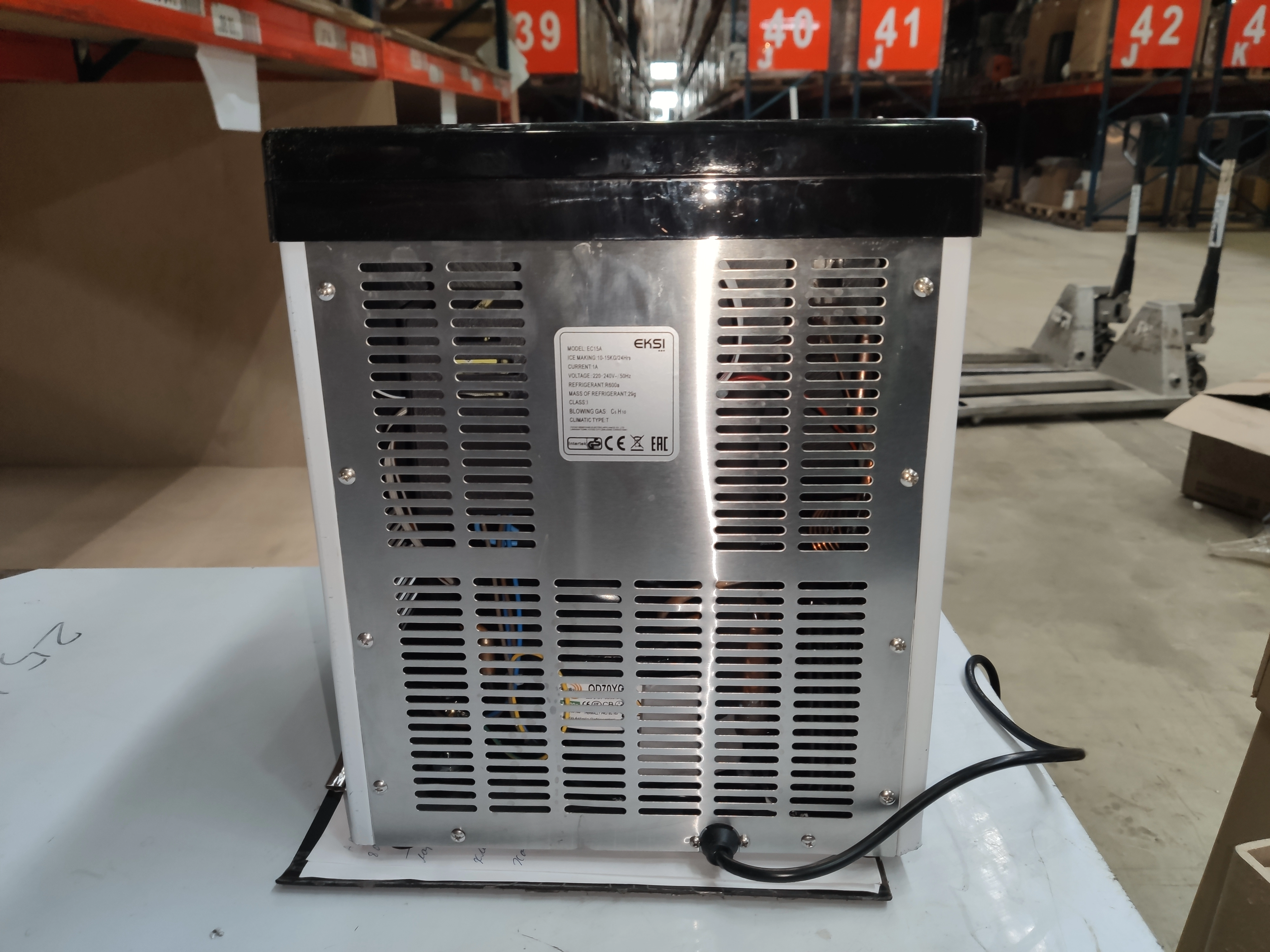 S01_Льдогенератор EKSI EC 15A, заливной, кубиковый лед
