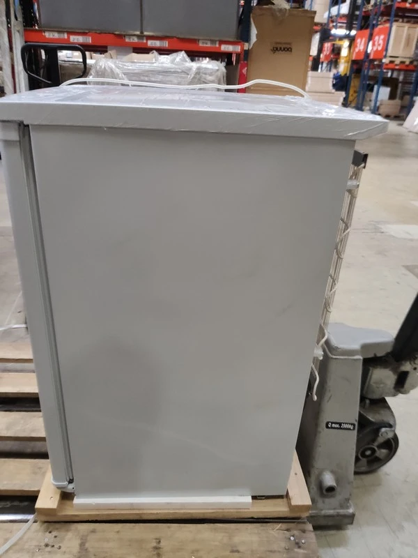 S01_Холодильник модель "Бирюса 8"