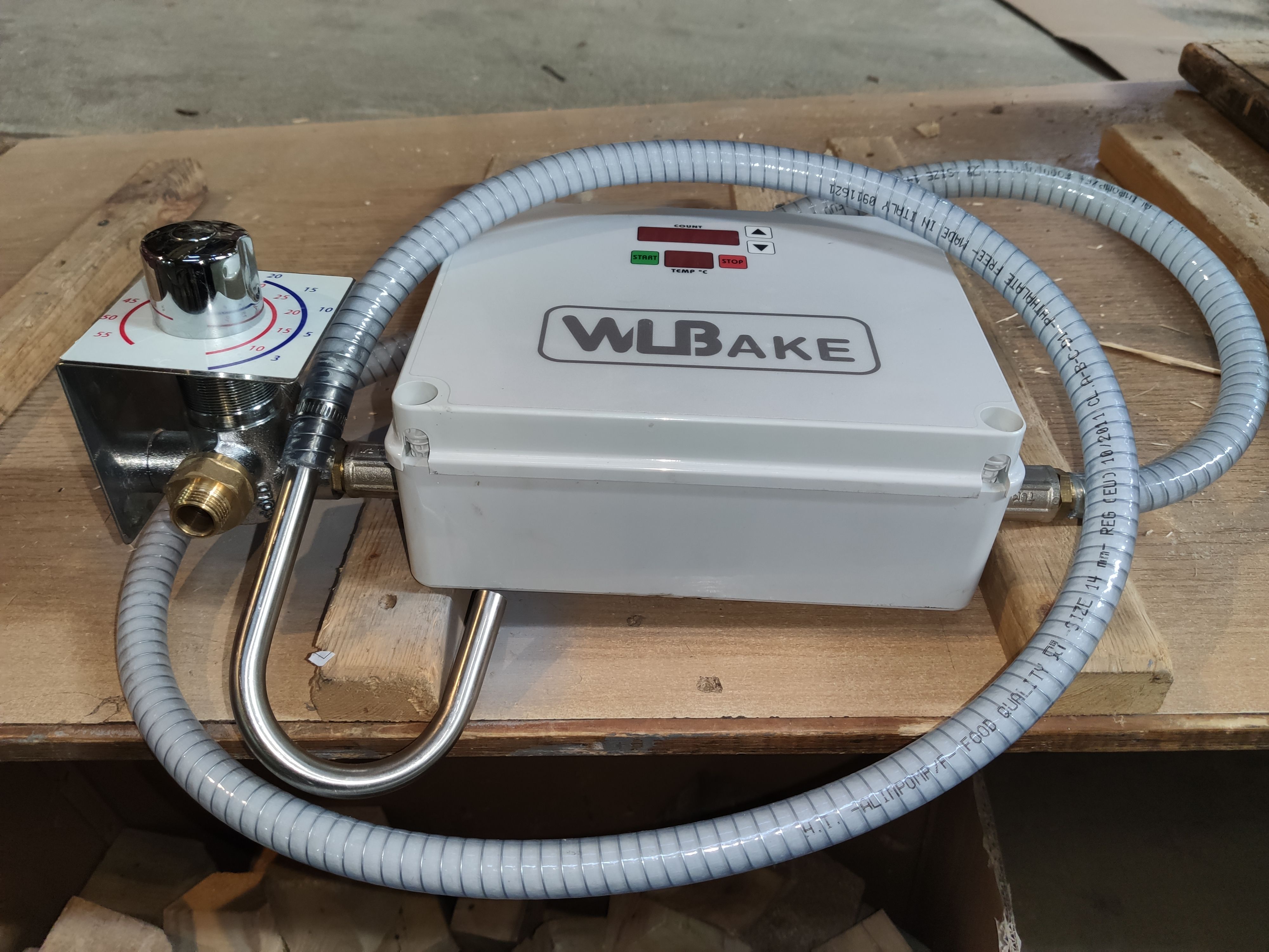 S01_Дозатор воды WLBake WDM 25 ECO, в комплекте со шлангом и фитингами