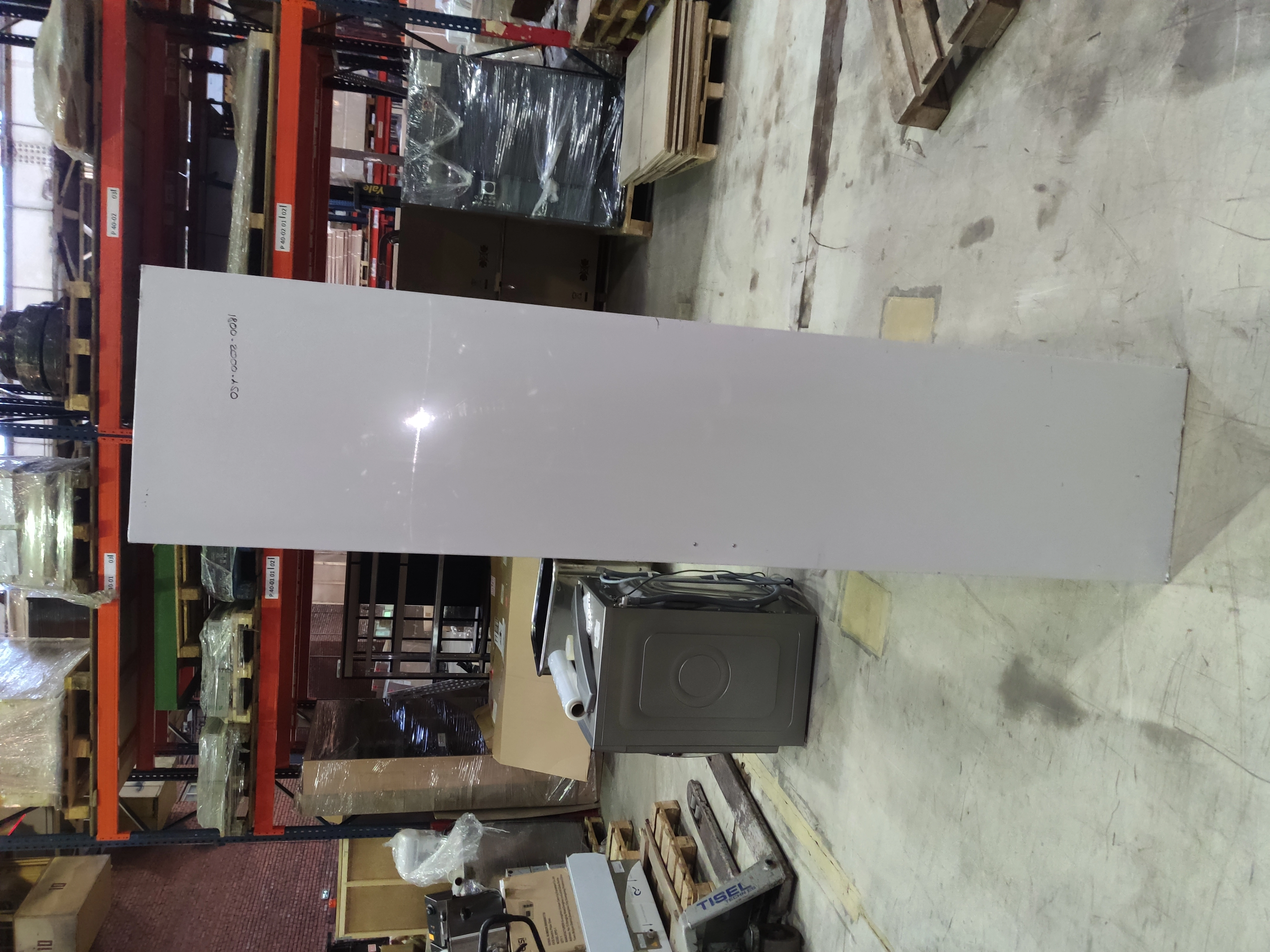 Зонт вентиляционный электр. типа вытяжной (островной) модель ВЗО 1800х2000х450.2024\Зонт вентиляционный электр. типа вытяжной (островной) модель ВЗО 1800х2000х450 Возврат из КРД. Царапины, потертости. Следы использования