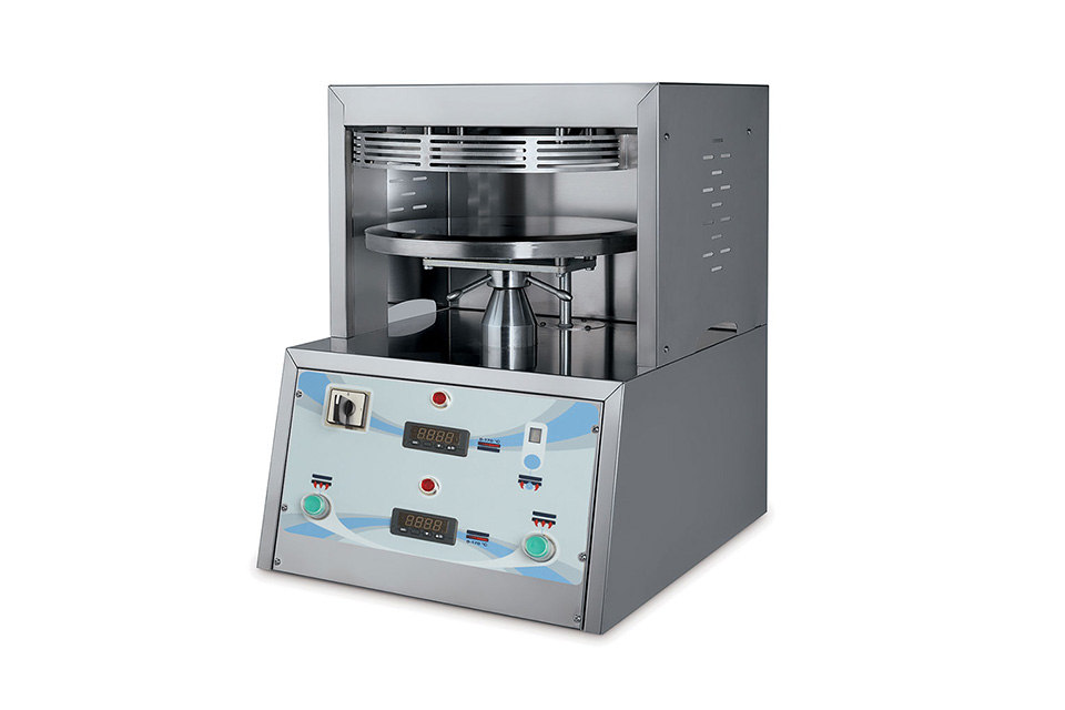 Пресс формовочный для пиццы т.м. WLBake серии WellPizza серии PZP, мод. PZP 45, 670x550x860мм, 5600Вт, 380В, заготовки 100-500 г