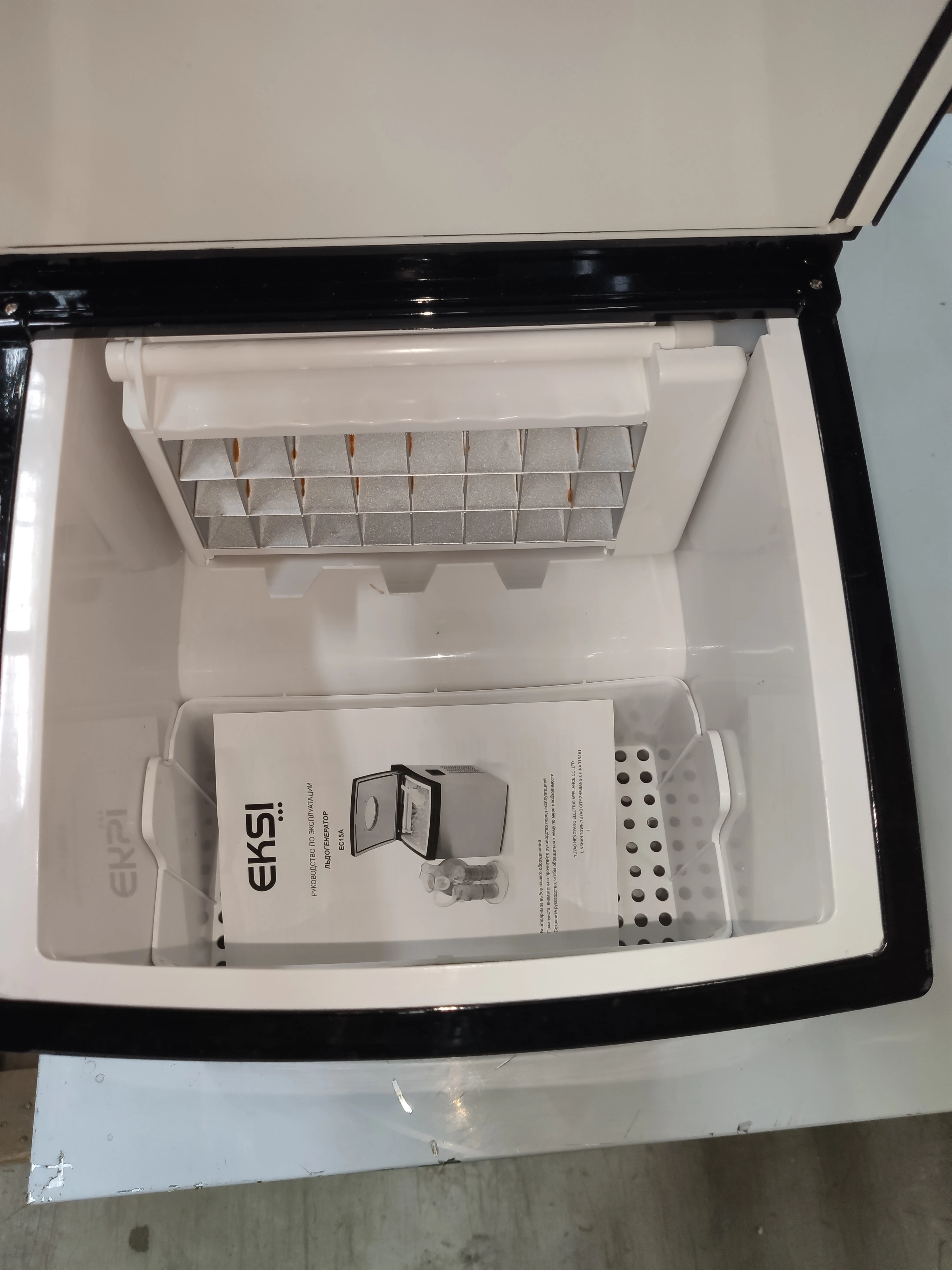 S01_Льдогенератор EKSI EC 15A, заливной, кубиковый лед