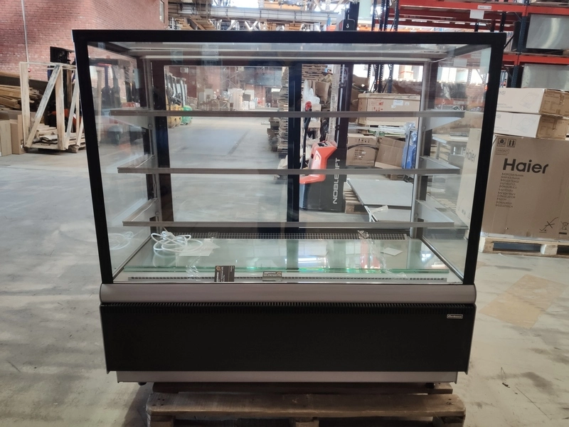 S01_1_Витрина кондитерская Carboma серии KC70, KC70 VV 1,3-1, ВХСв-1,3д Cube Люкс ТЕХНО