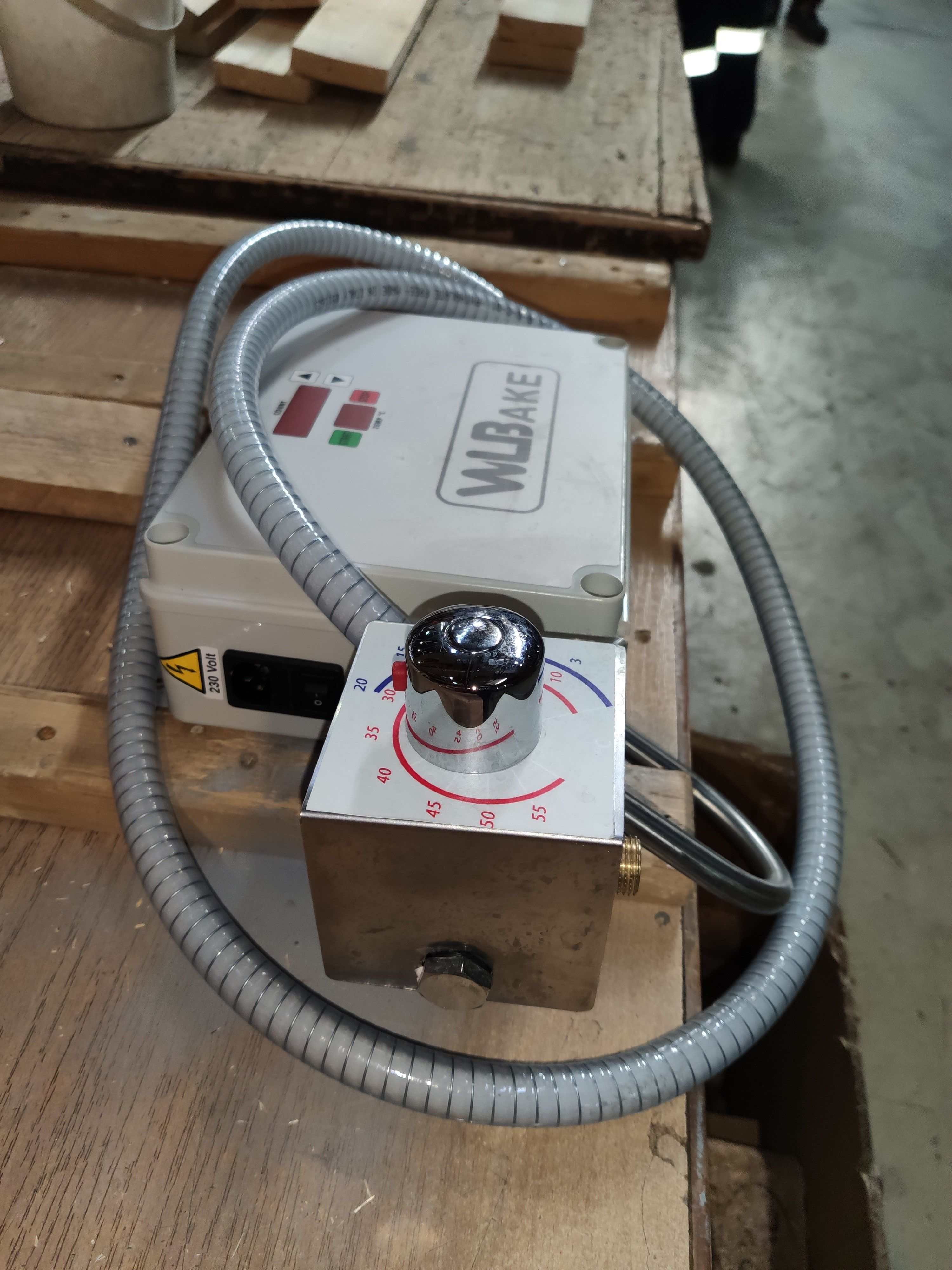 S01_Дозатор воды WLBake WDM 25 ECO, в комплекте со шлангом и фитингами