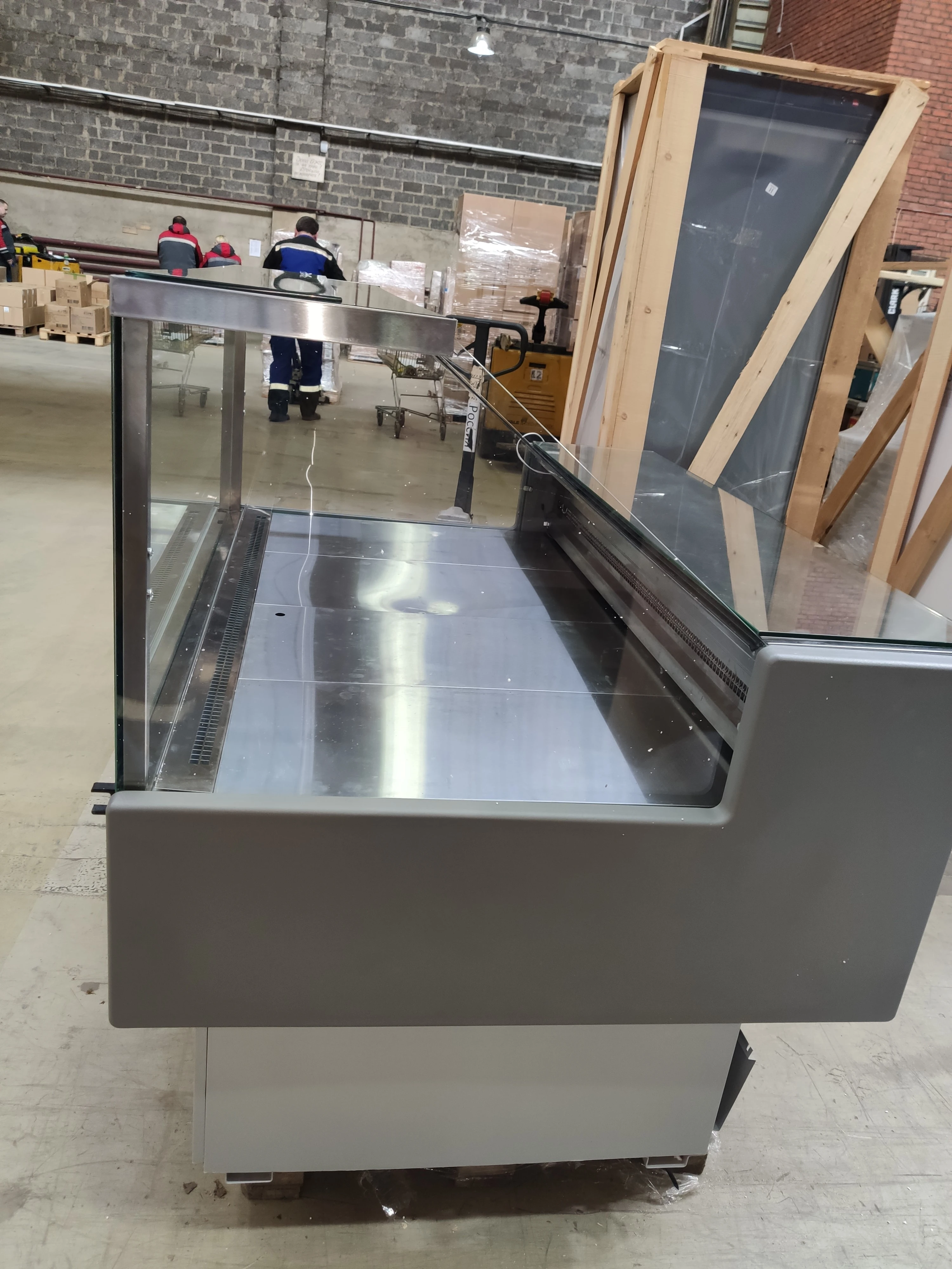 S03_Витрина среднетемпературная Carboma GC110 SV 1,5-1, с боковинами, 0011-9006, холодильная