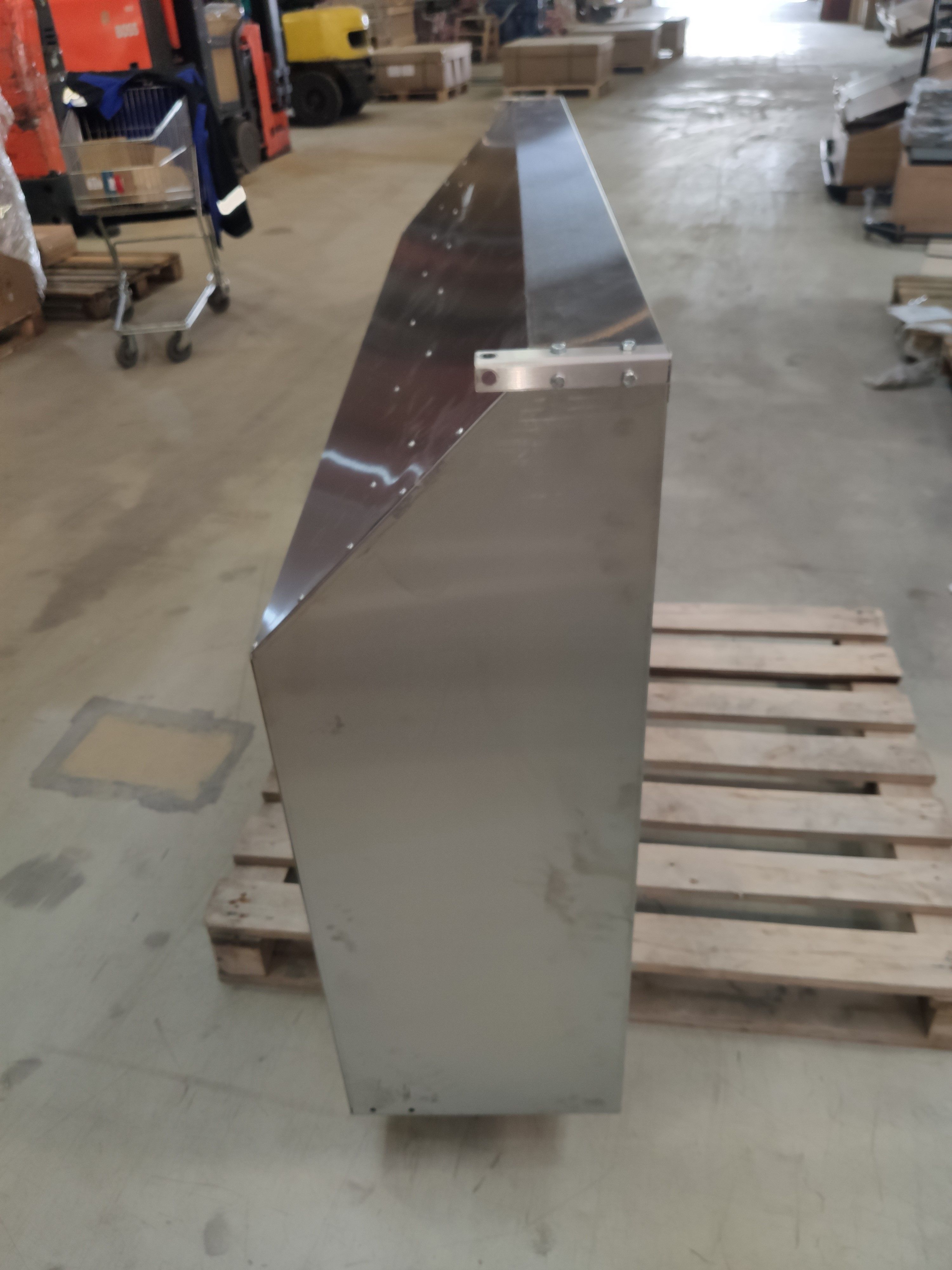 S02_Зонт вытяжной пристенный ITERMA ЗВП-1600х1000х350