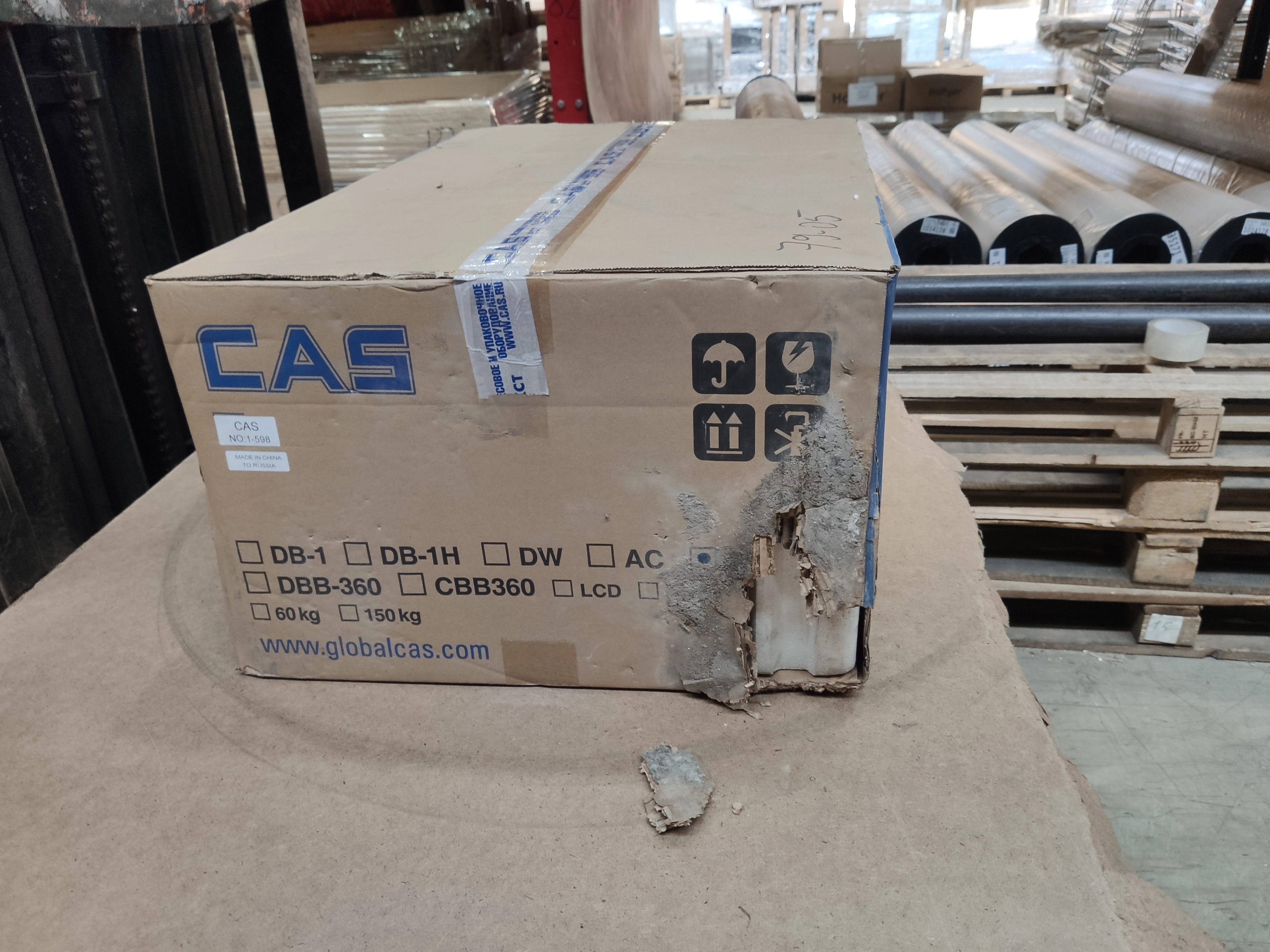 S01_Весы напольные CAS DL-150