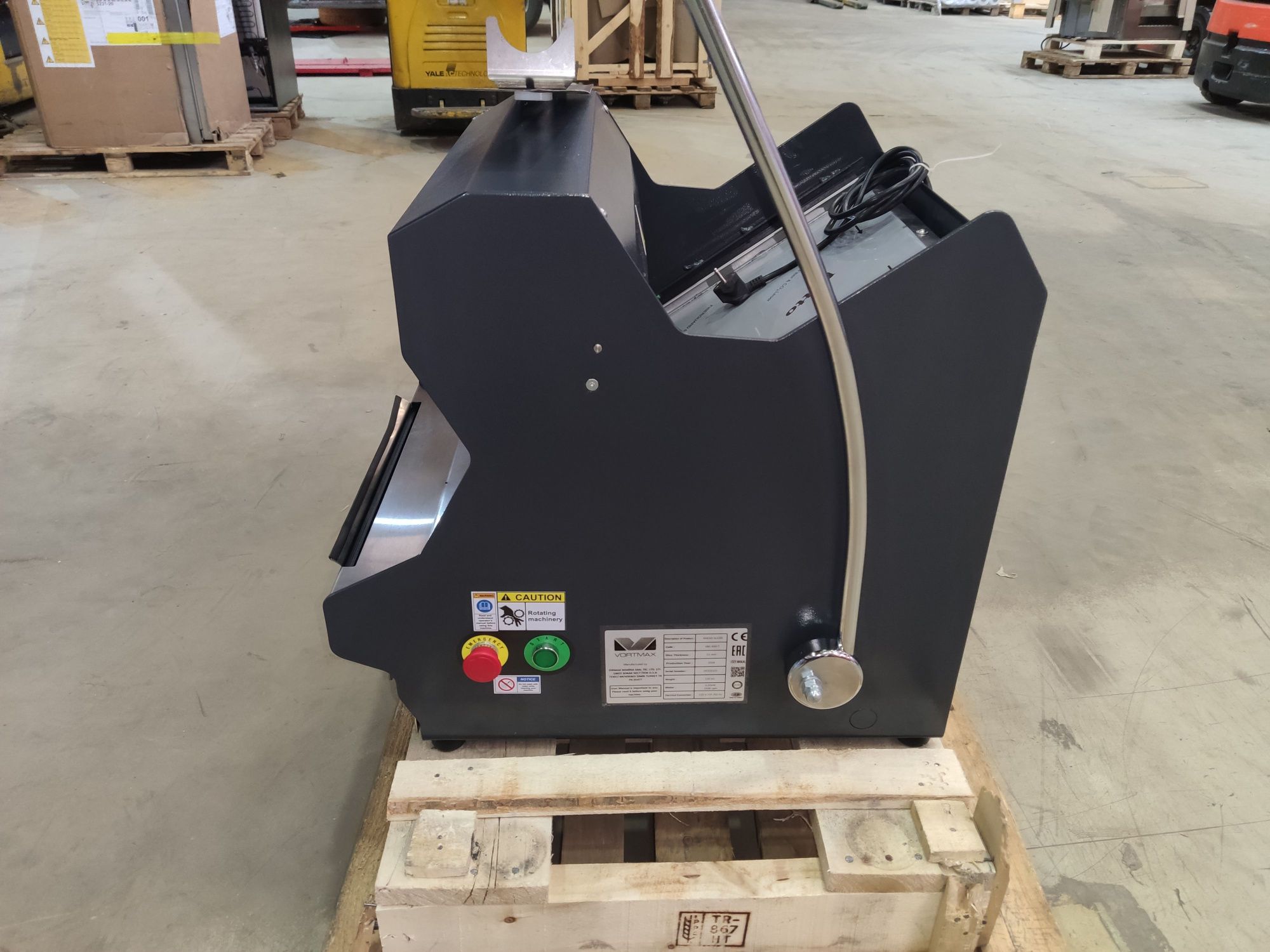 S01_Хлеборезка Vortmax VBS 430-T