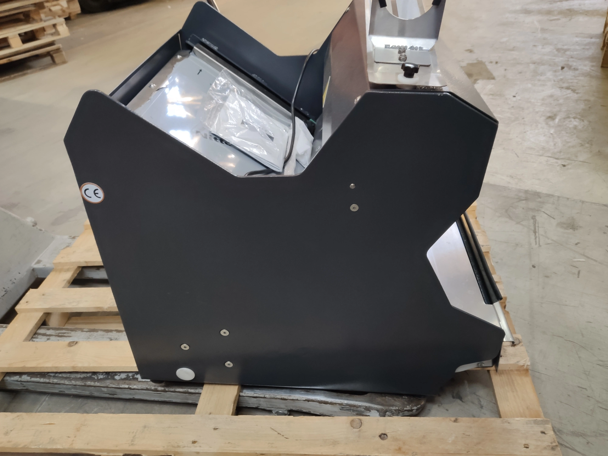 S01_Хлеборезка Vortmax серии VBS 430-T
