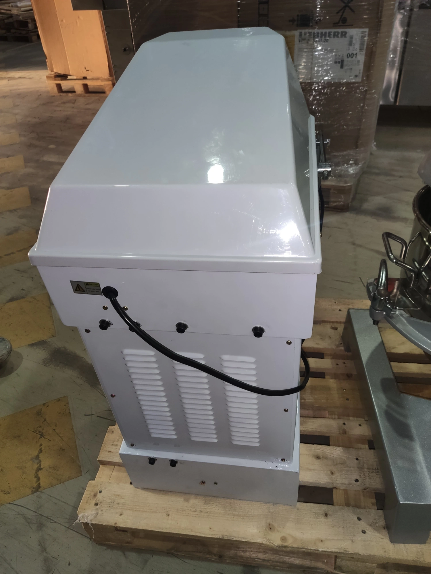 S01_Тестомес EKSI SH40B, спиральный