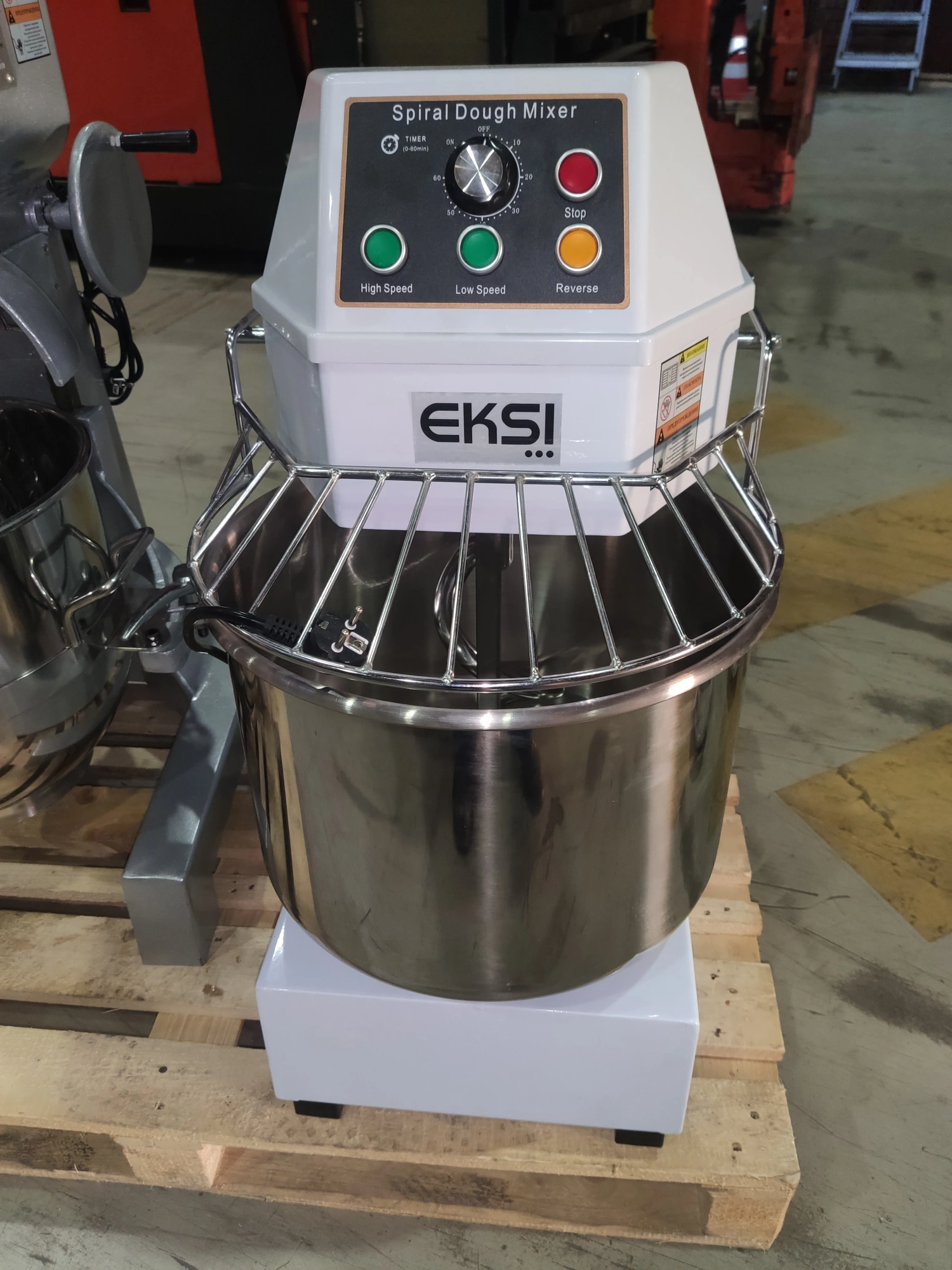 S01_Тестомес EKSI SH40B, спиральный